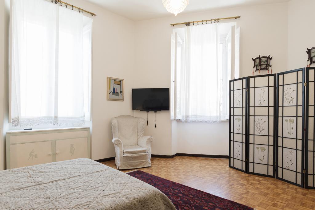 Flower'S Market Apartment - Charme Holidays Rome Bagian luar foto