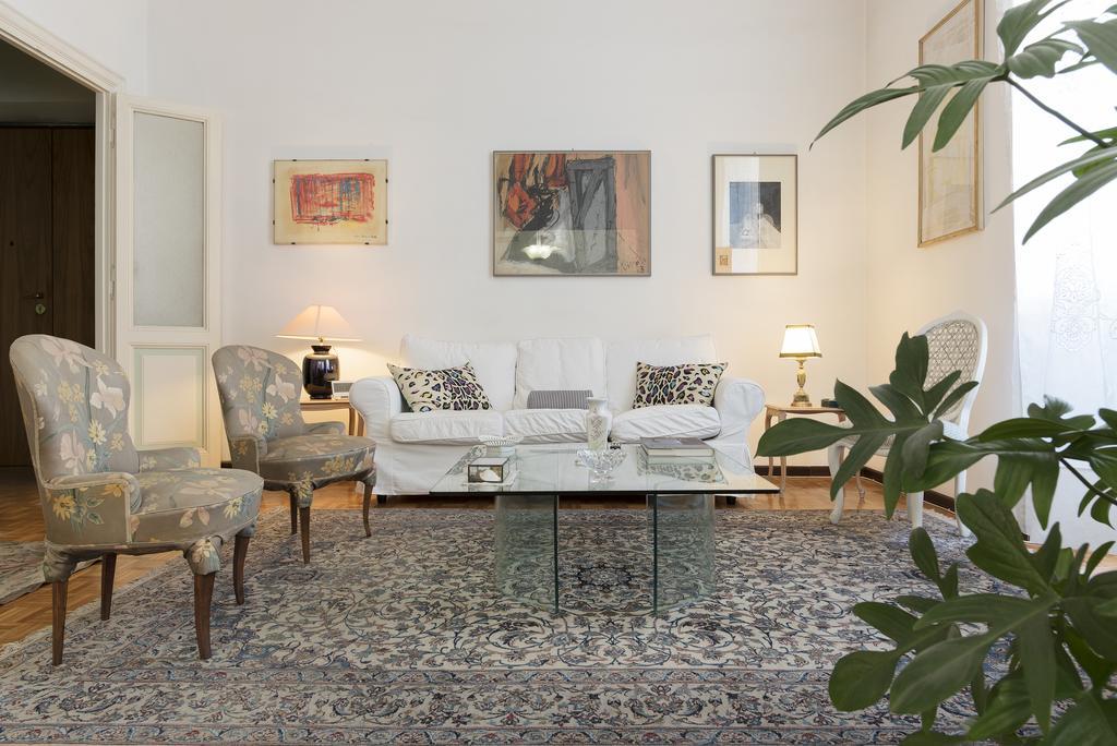 Flower'S Market Apartment - Charme Holidays Rome Bagian luar foto